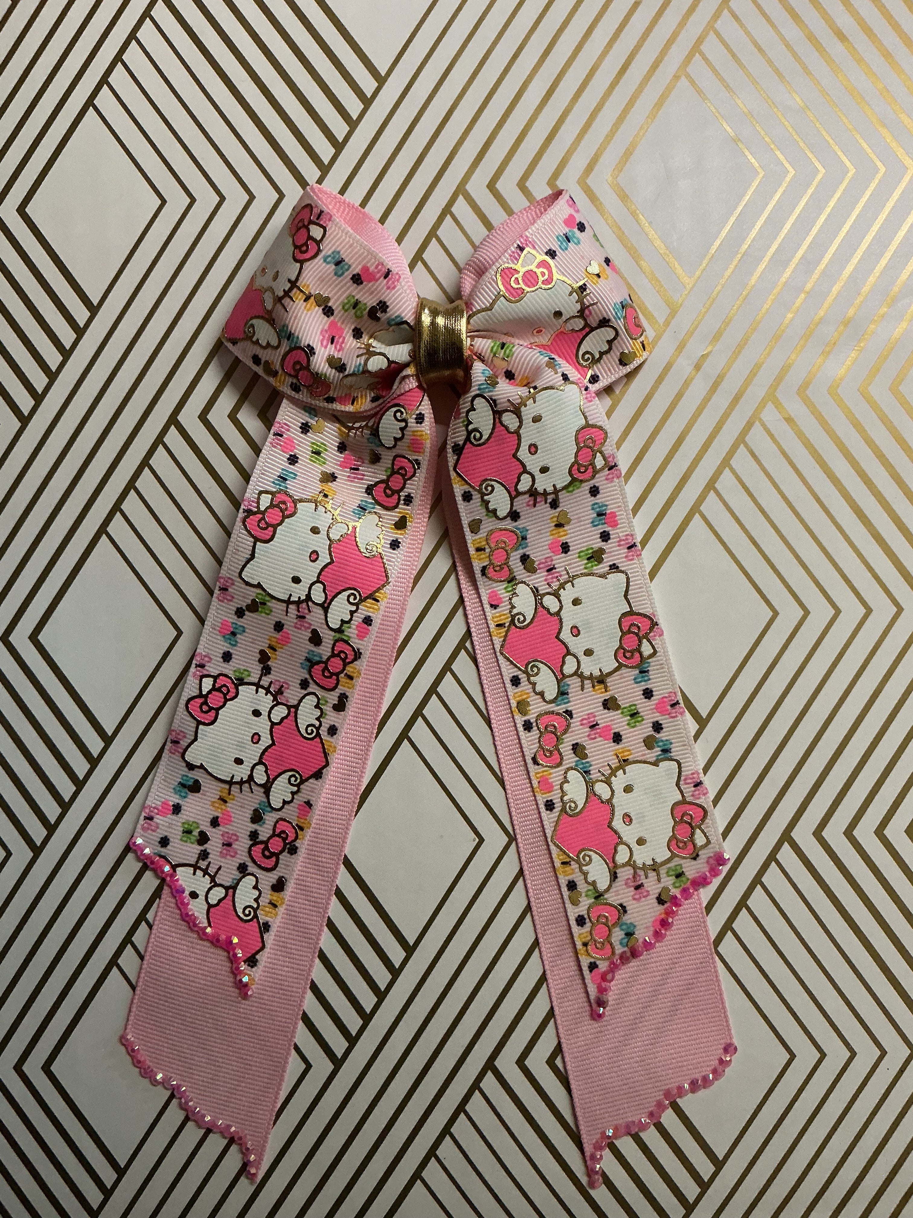 Hello kitty bow