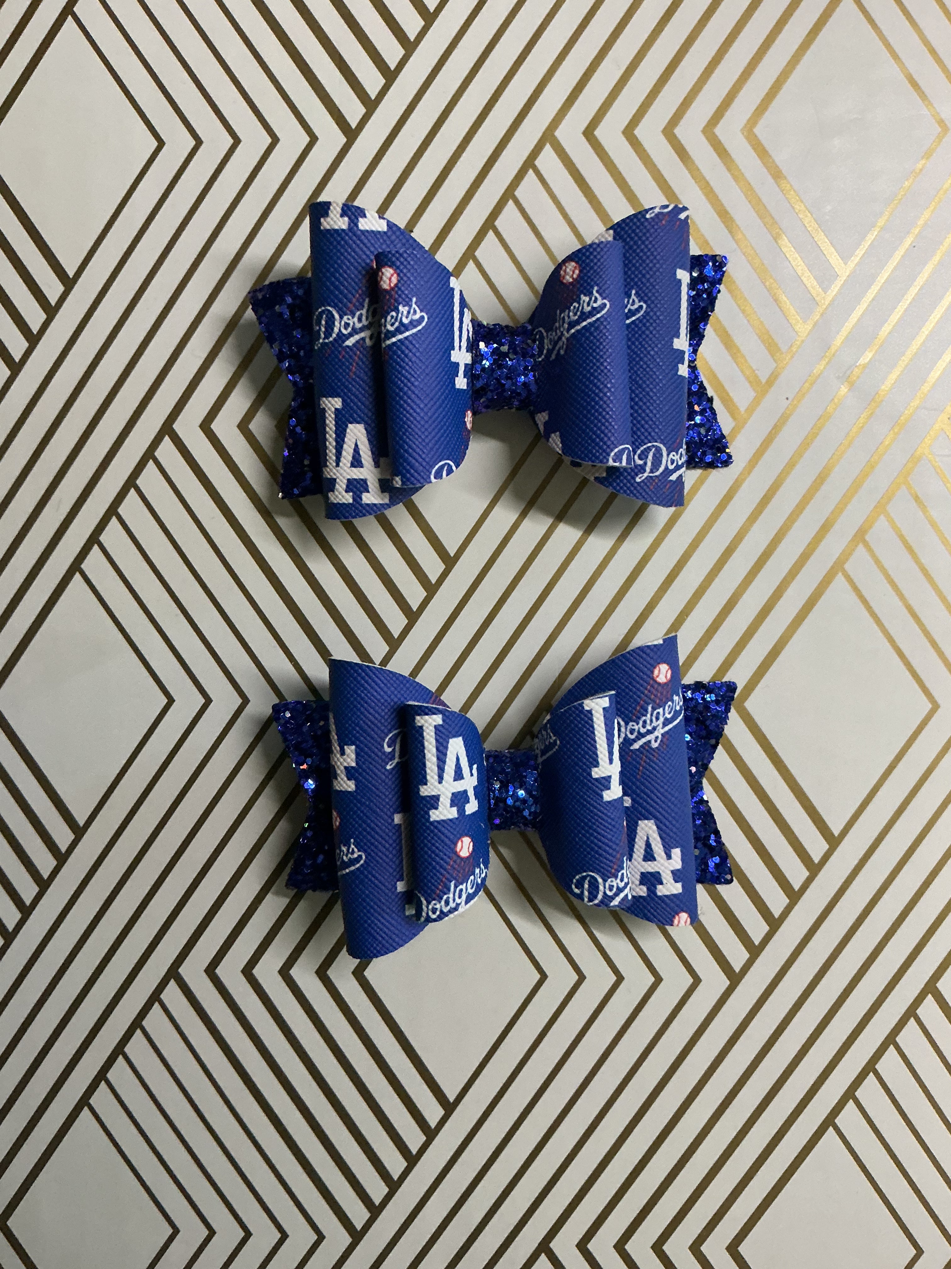 Dodger pigtail set